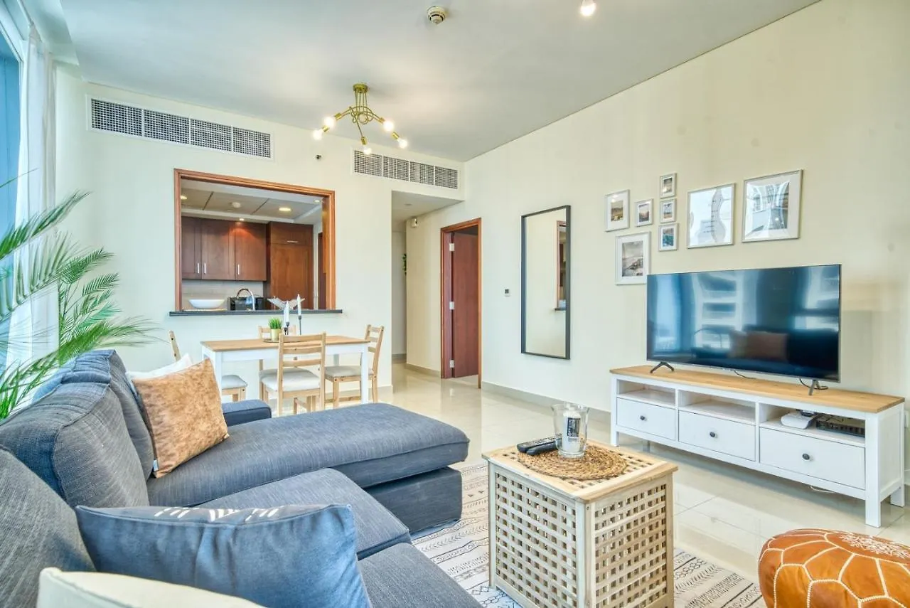 Apartment Monty Holiday Home - Cozy Penthouse With Burj Khalifa And Fountain View Dubai United Arab Emirates