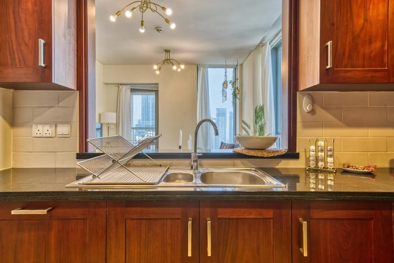 Monty Holiday Home - Cozy Penthouse With Burj Khalifa And Fountain View Dubái Apartamento